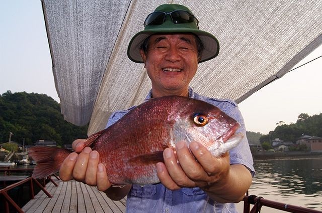 「こっちも釣れましたよー」